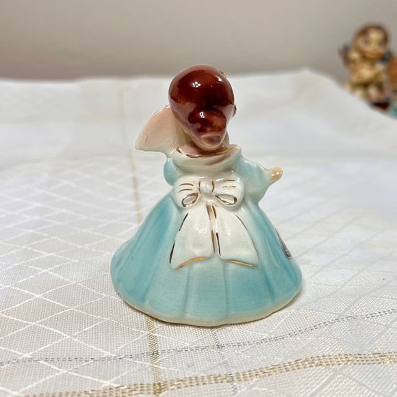 Josef Originals SECRET PAL Porcelain Ceramic Girl Figurine, Vintage Figurines - Picture 3 of 9